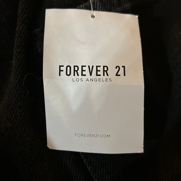 NWT forever 21 black jean paperbag belted shorts - Picture 8 of 10